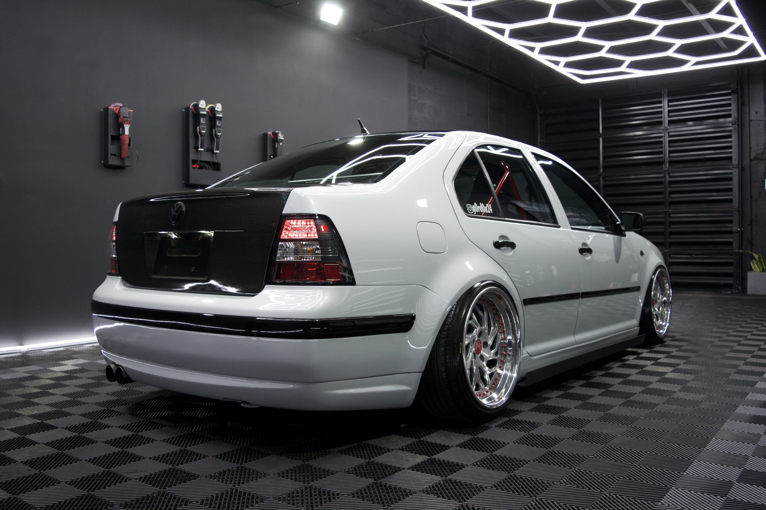 Cosmetic Upgrades & Modifications for exotic cars